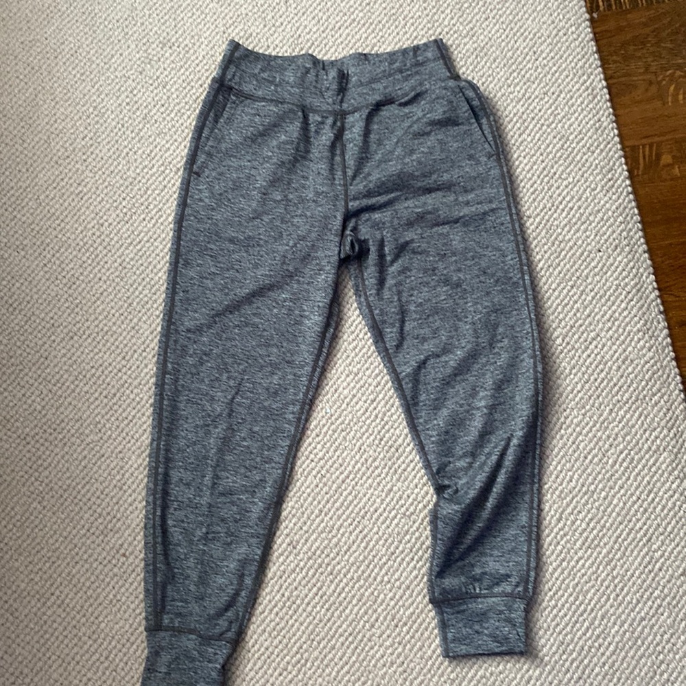 Zella size small never worn